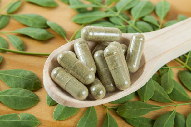 MORINGA – ENERGÍA, BIENESTAR Y SALUD NATURAL EN CADA CÁPSULA